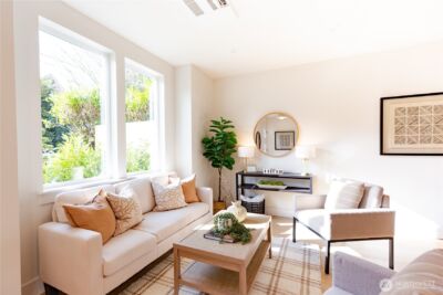 1530 25th Avenue , Seattle, WA 98122 - Photo 2