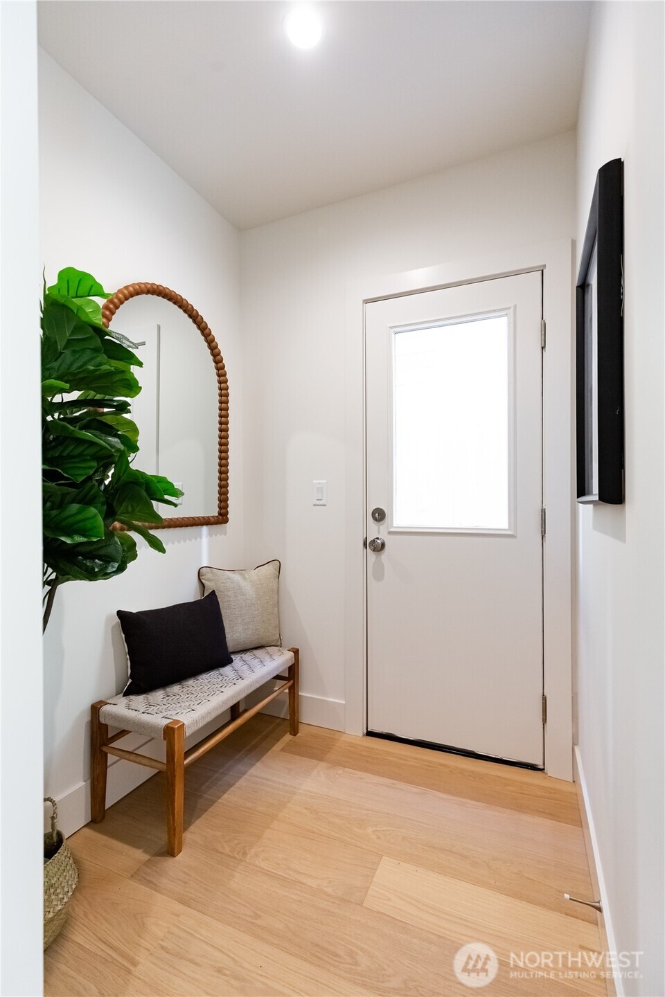 1530 25th Avenue , Seattle, WA 98122