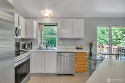 5329 S Vista Drive E, Bonney Lake, WA 98391 - Photo 11