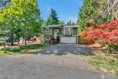 5329 S Vista Drive E, Bonney Lake, WA 98391 - Photo 2
