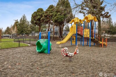 5329 S Vista Drive E, Bonney Lake, WA 98391 - Photo 28