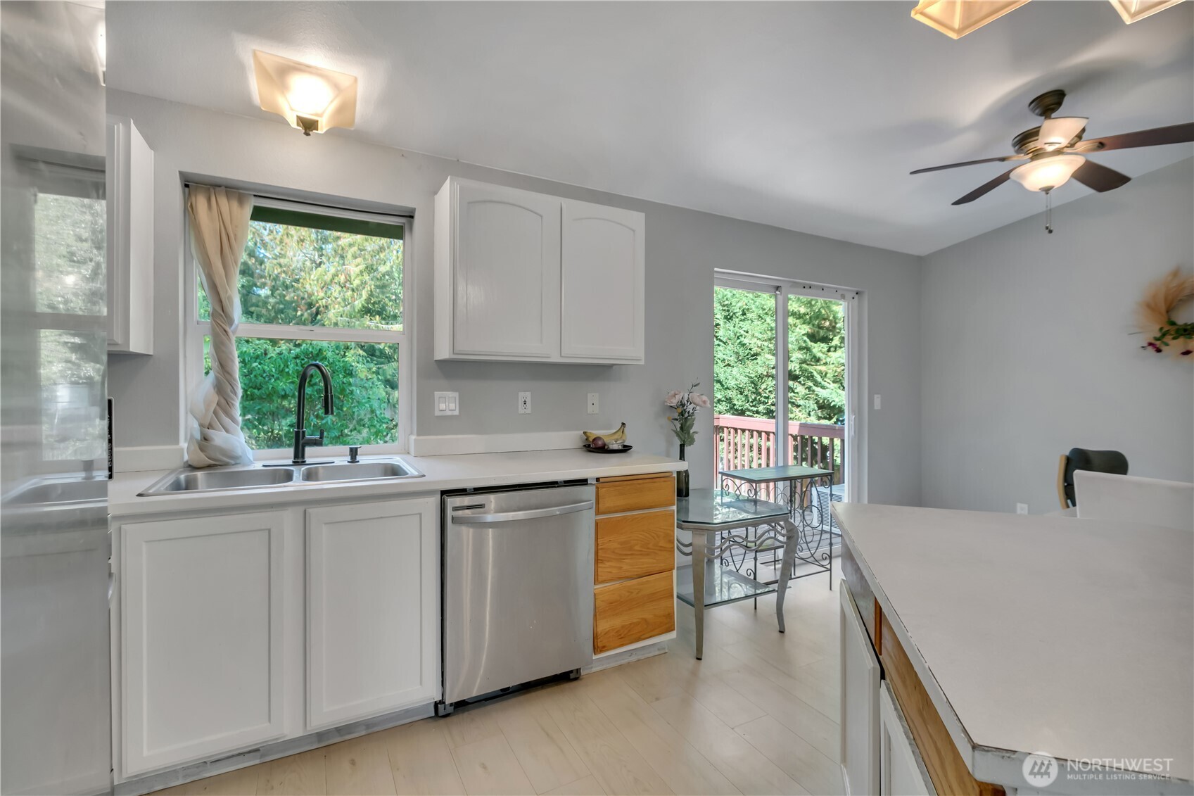 5329 S Vista Drive E, Bonney Lake, WA 98391