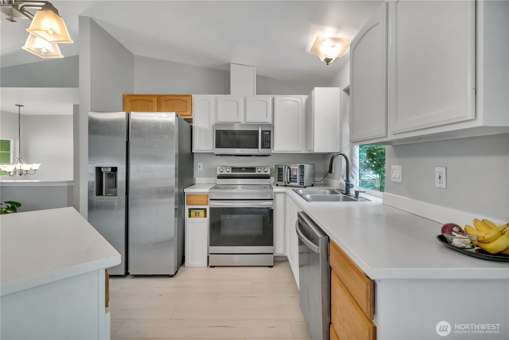 5329 S Vista Drive E, Bonney Lake, WA 98391