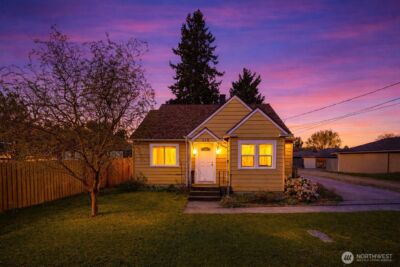 513 S Pine Street , Burlington, WA 98233