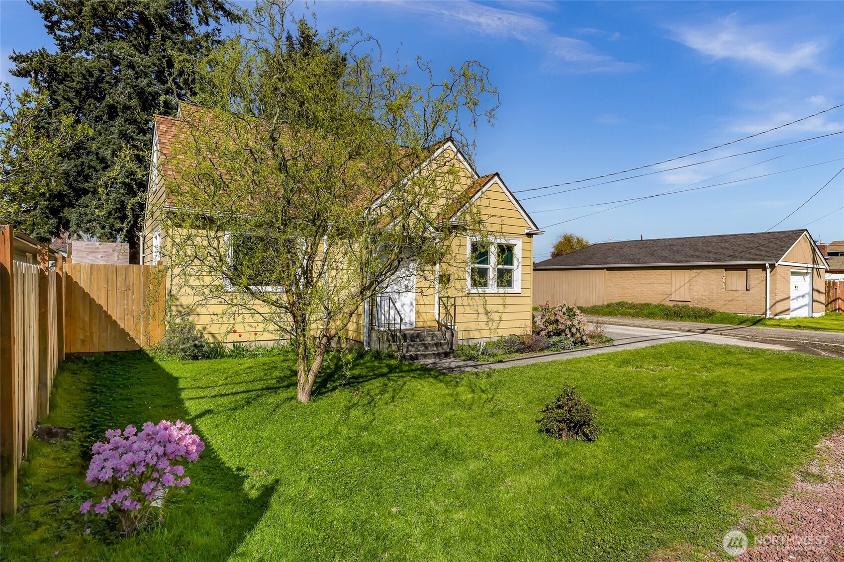 513 S Pine Street , Burlington, WA 98233