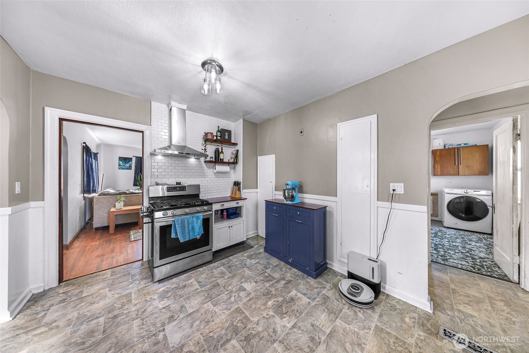 513 S Pine Street , Burlington, WA 98233