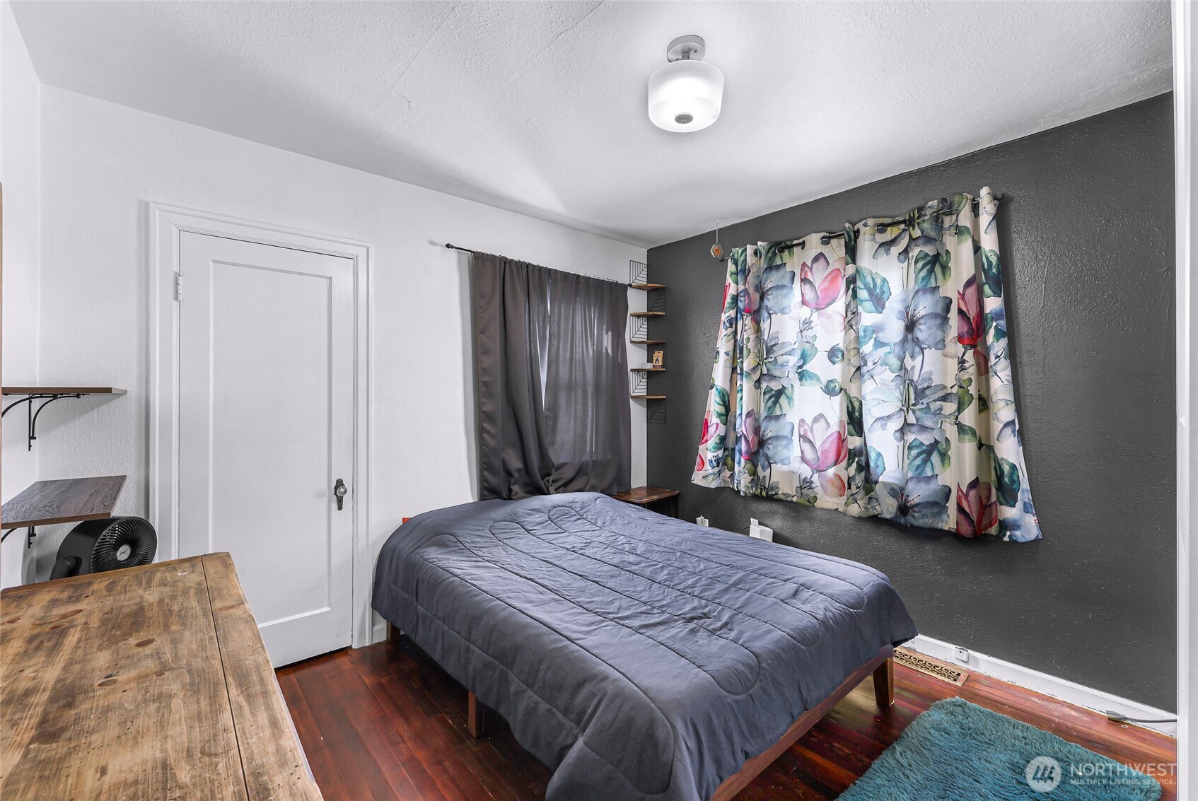 513 S Pine Street , Burlington, WA 98233