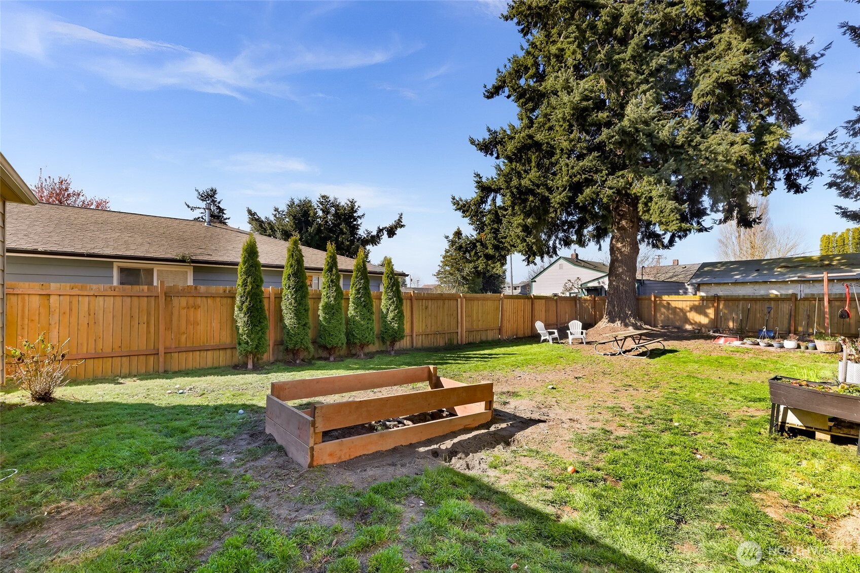 513 S Pine Street , Burlington, WA 98233