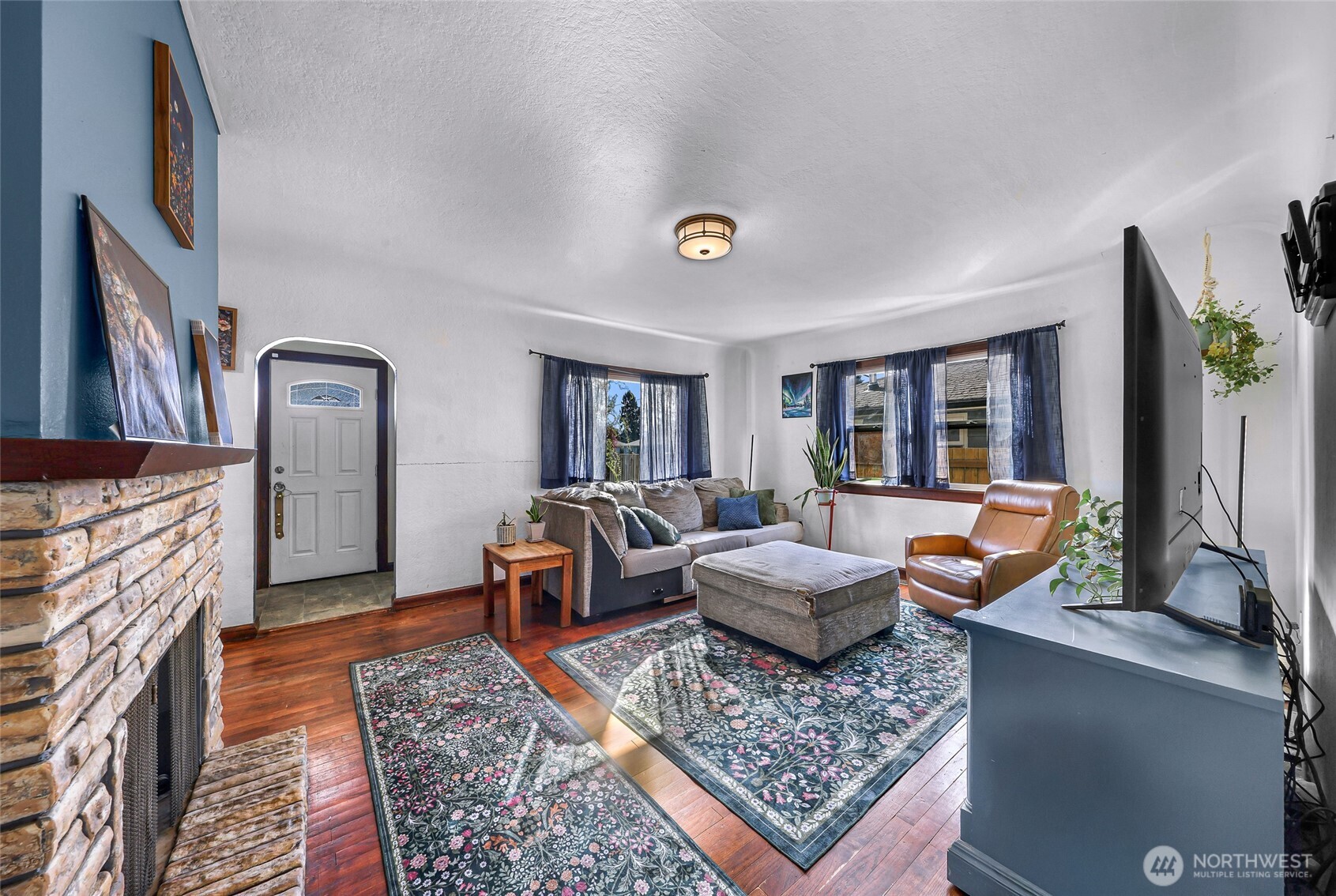 513 S Pine Street , Burlington, WA 98233