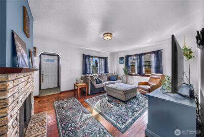 513 S Pine Street , Burlington, WA 98233 - Photo 6