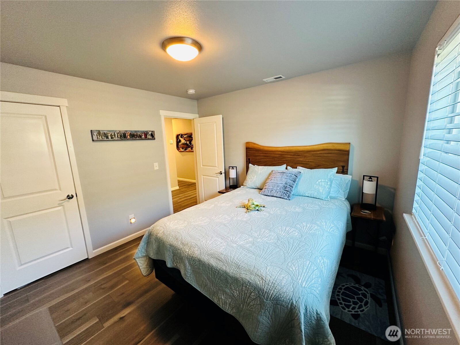 401 Seashore Street SW, Ocean Shores, WA 98569