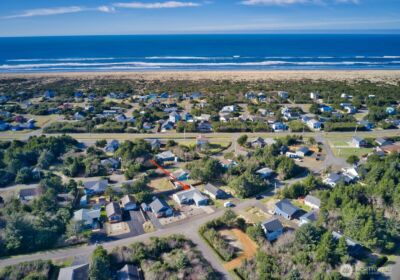 401 Seashore Street SW, Ocean Shores, WA 98569 - Photo 33