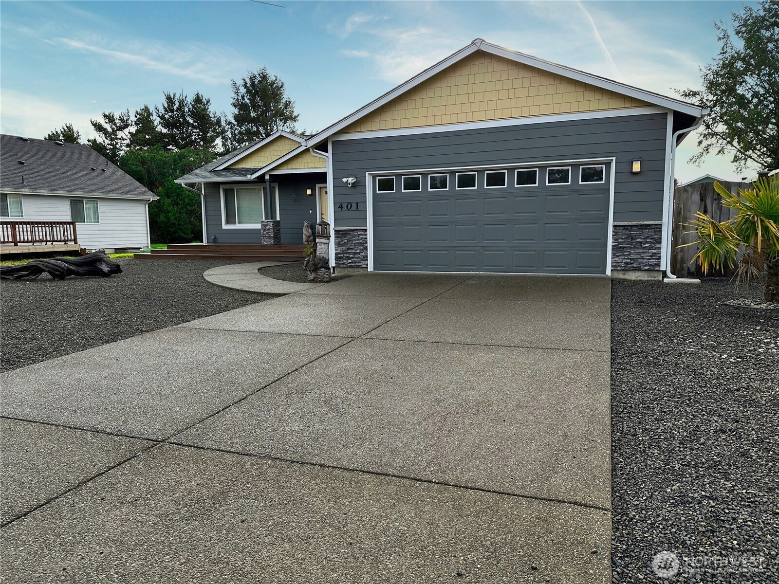 401 Seashore Street SW, Ocean Shores, WA 98569