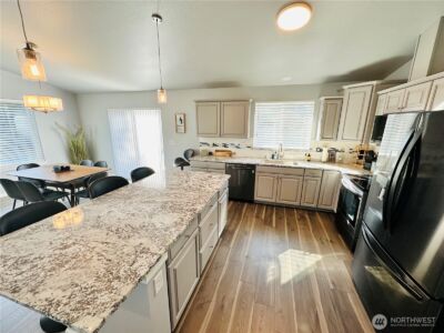 401 Seashore Street SW, Ocean Shores, WA 98569 - Photo 9