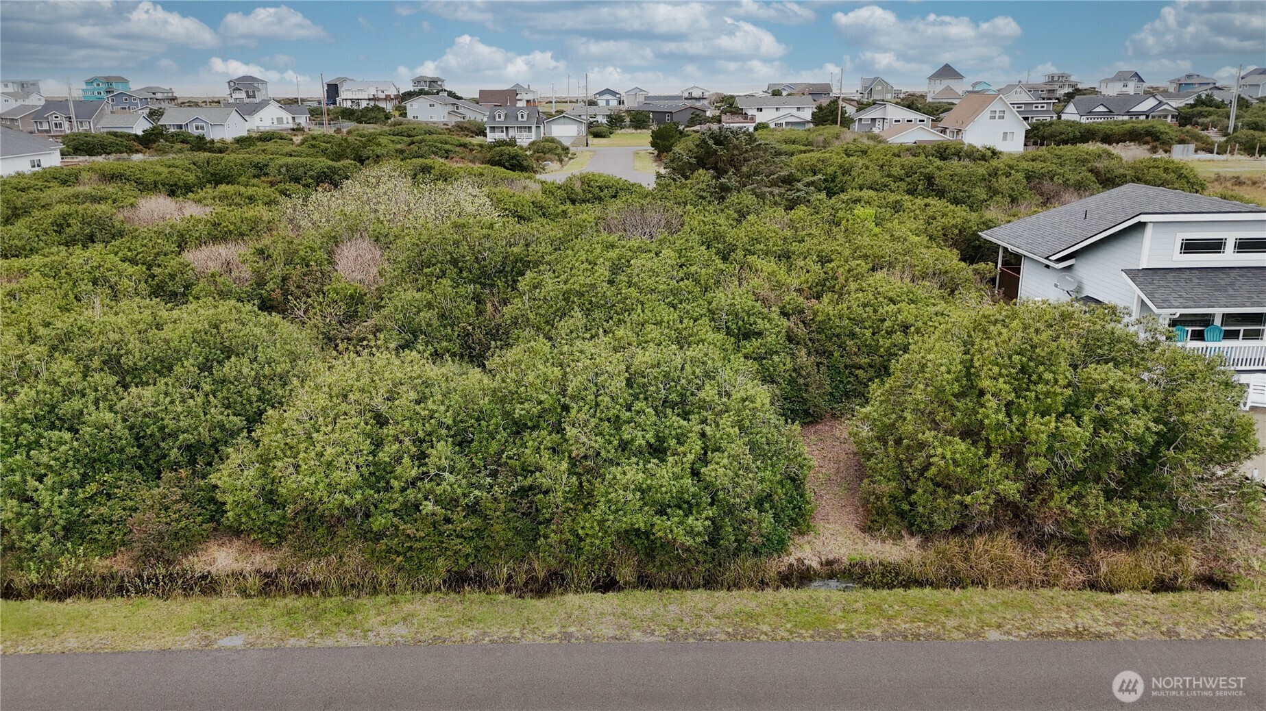 1161 Greenview Avenue SW, Ocean Shores, WA 98569