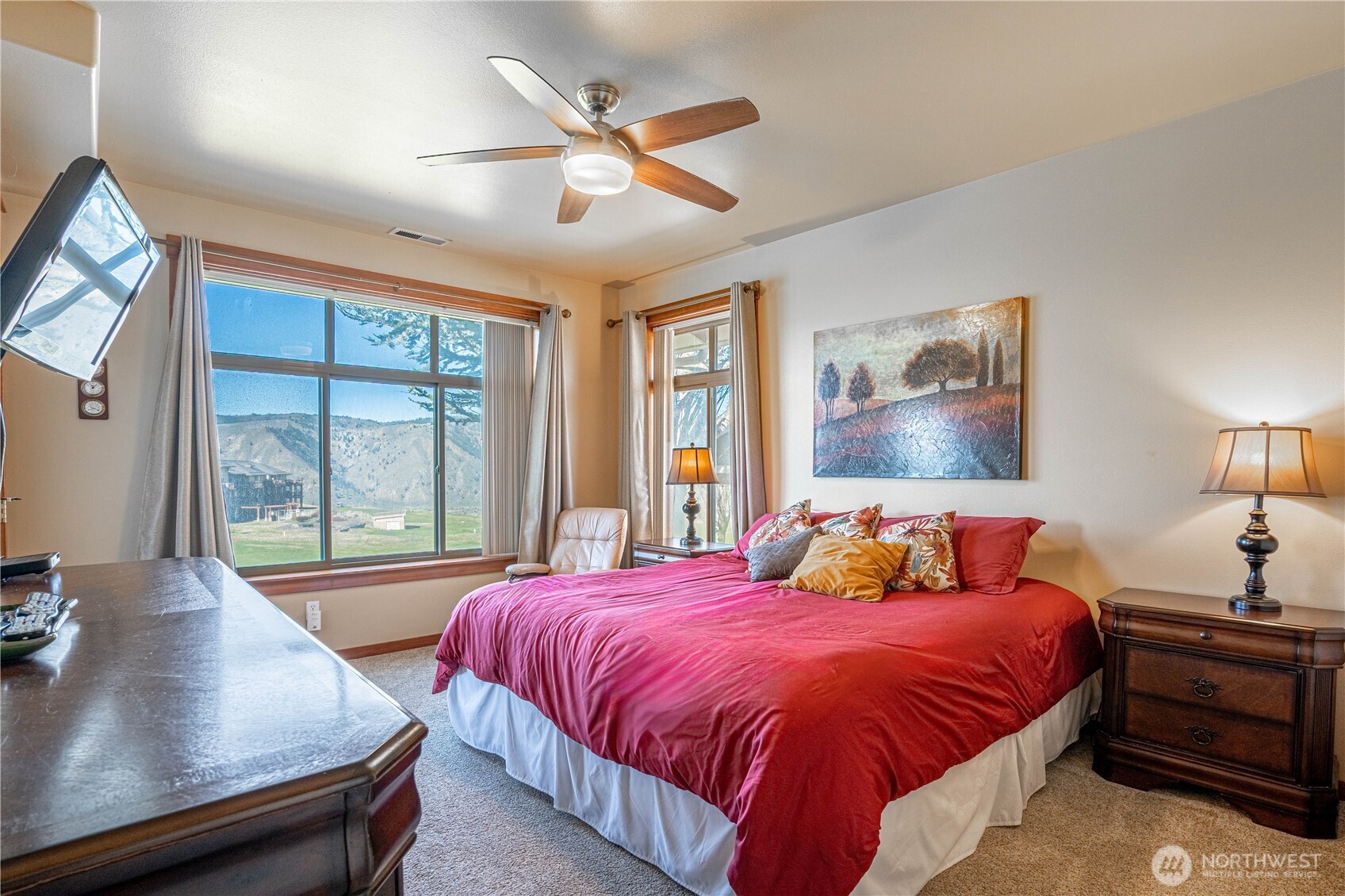 123 Red Hawk Drive , Orondo, WA 98843