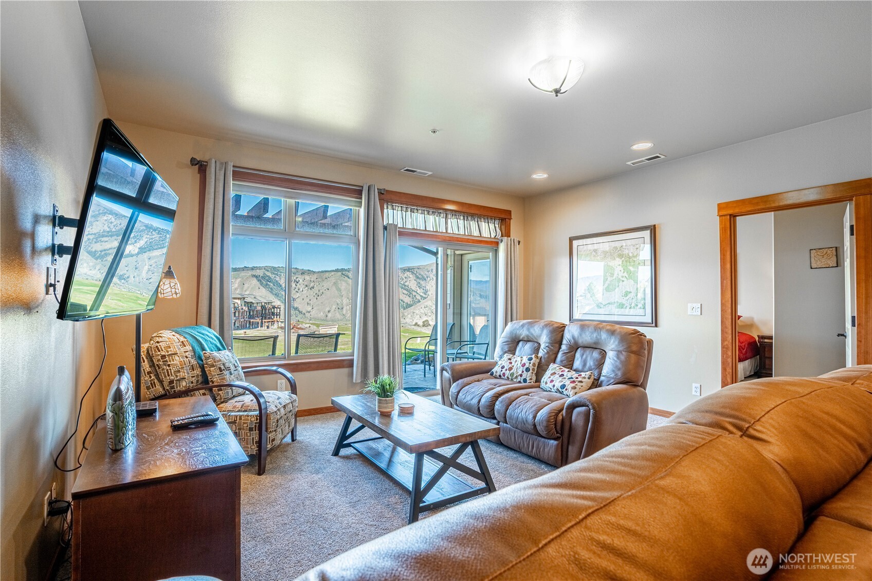 123 Red Hawk Drive , Orondo, WA 98843