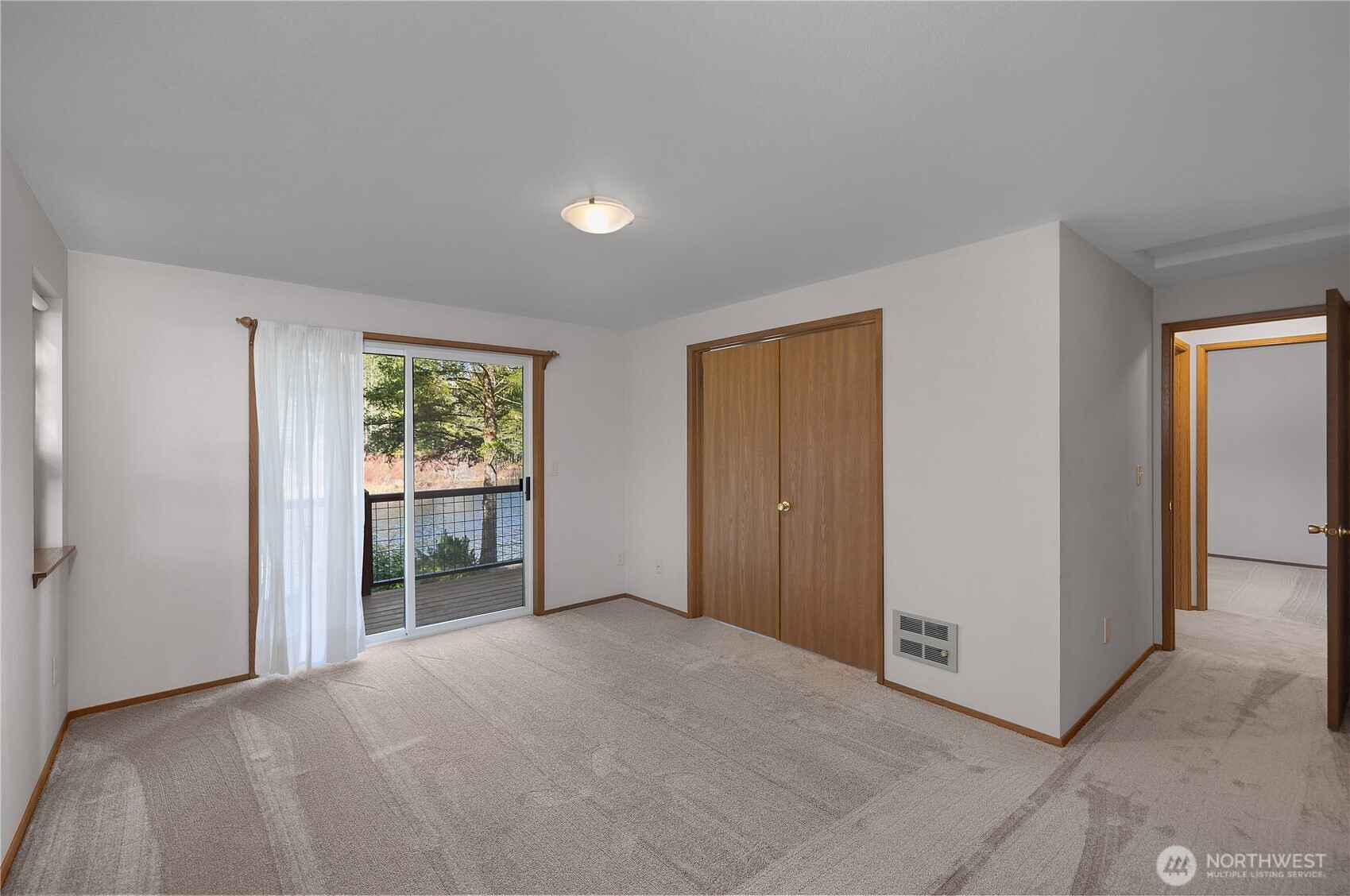 1051 E Ballantrae Drive , Shelton, WA 98584