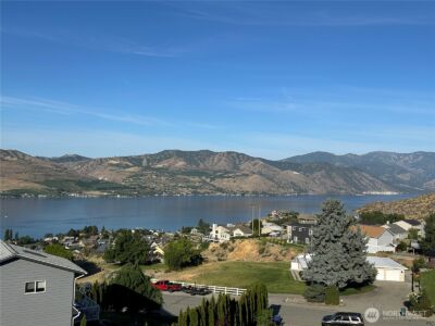 211 Pinnacle Place , Chelan, WA 98816 - Photo 1