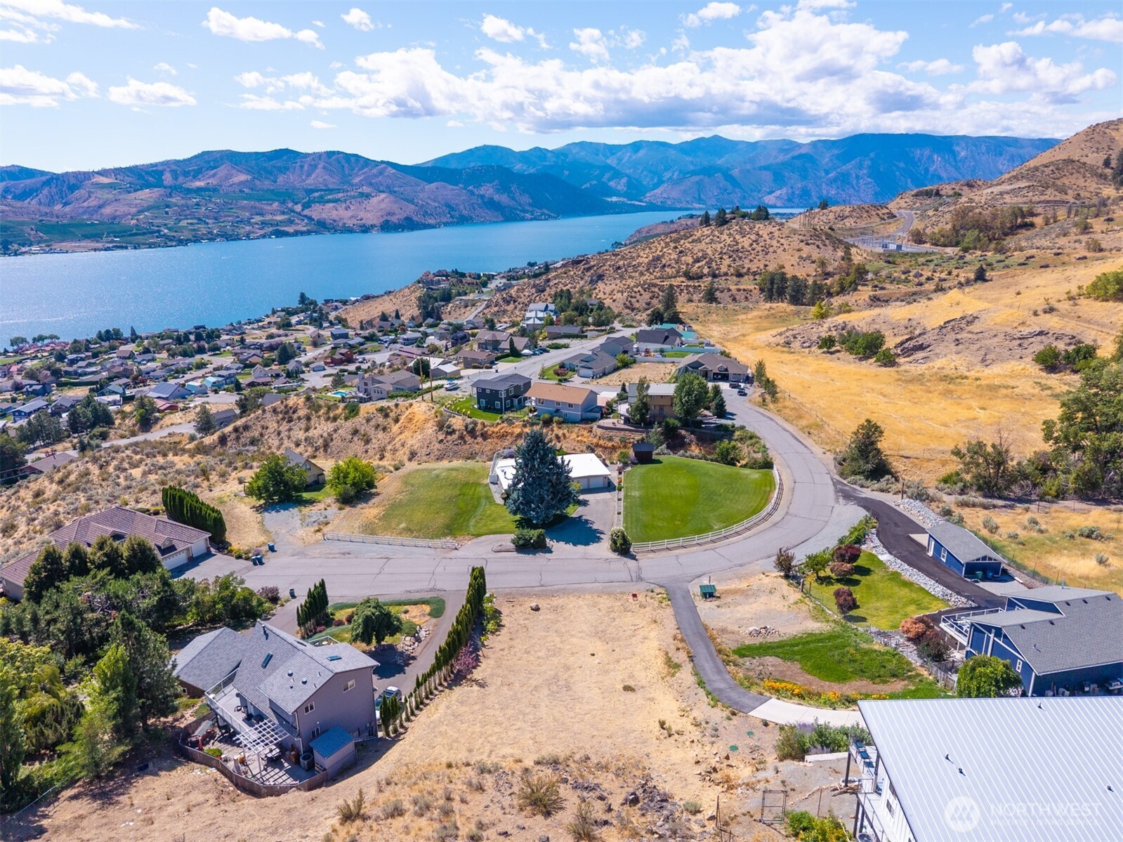 211 Pinnacle Place , Chelan, WA 98816
