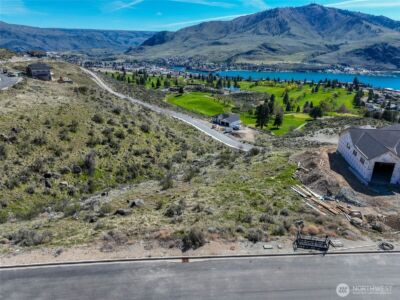 905 & 909 Long Drive , Chelan, WA 98816 - Photo 4