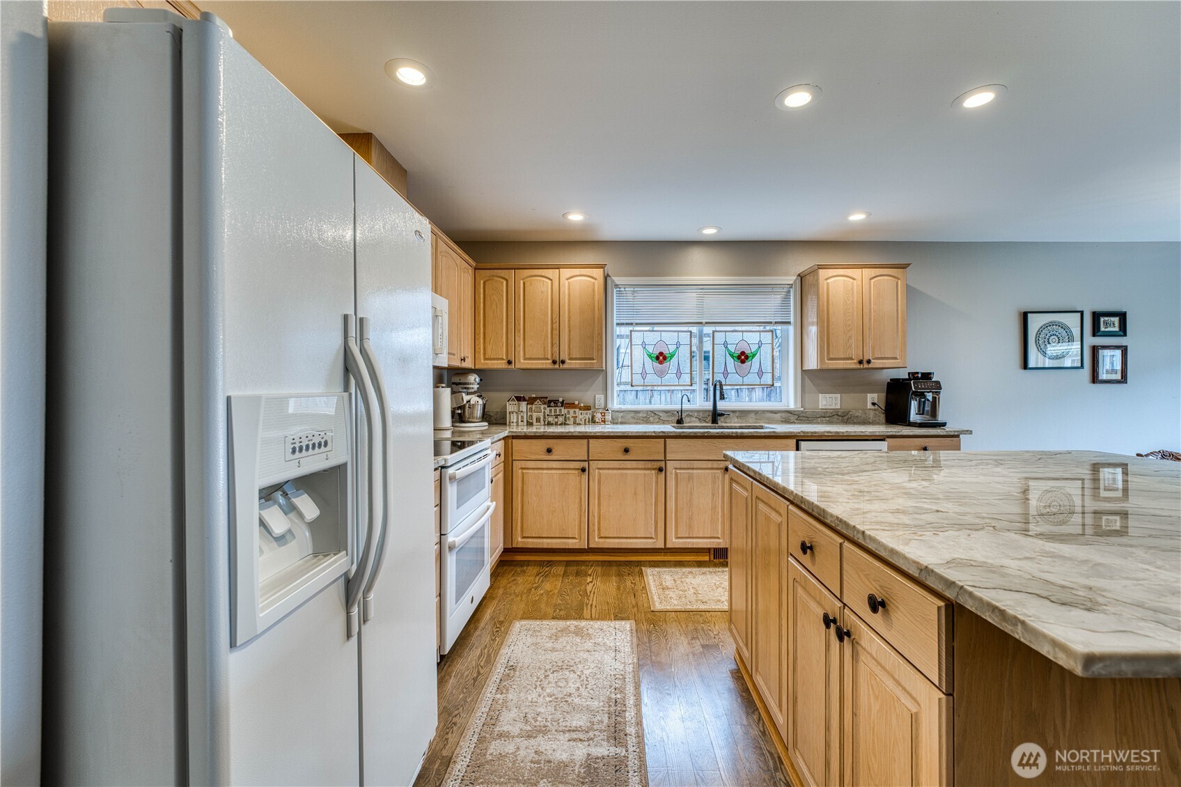 1355 Olsen Avenue , Enumclaw, WA 98321