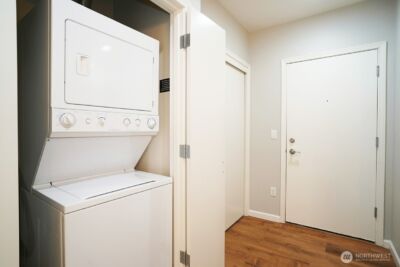 11004 NE 11th Street #301, Bellevue, WA 98004 - Photo 12