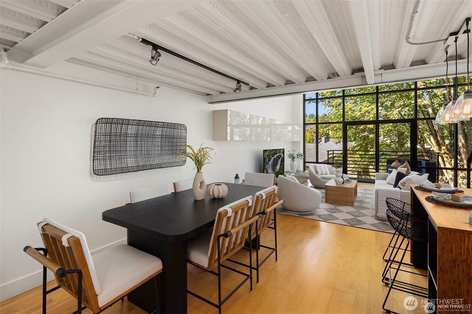 2914 E Madison Street #302, Seattle, WA 98112