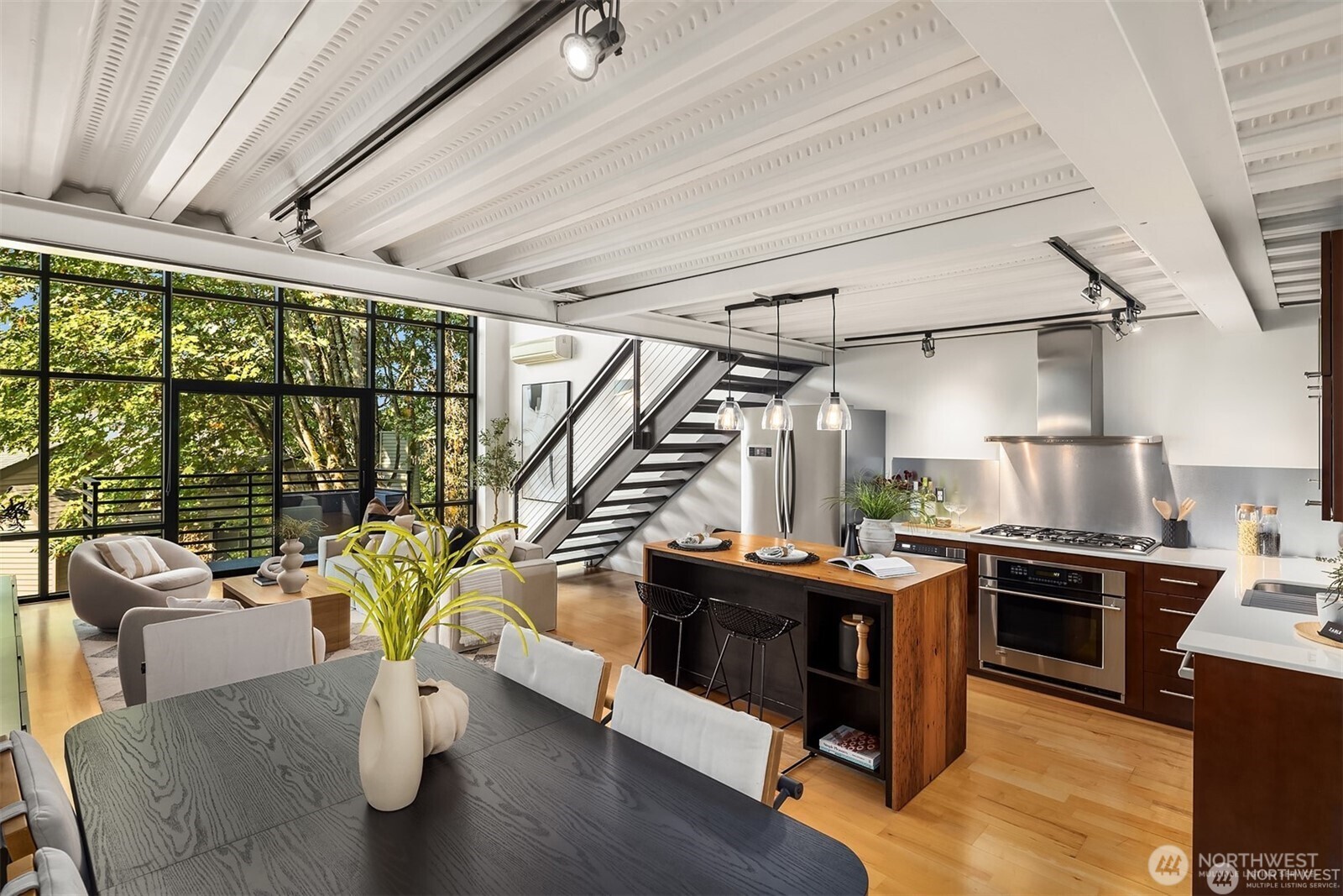 2914 E Madison Street #302, Seattle, WA 98112