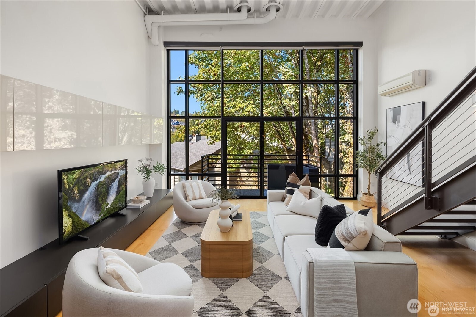 2914 E Madison Street #302, Seattle, WA 98112