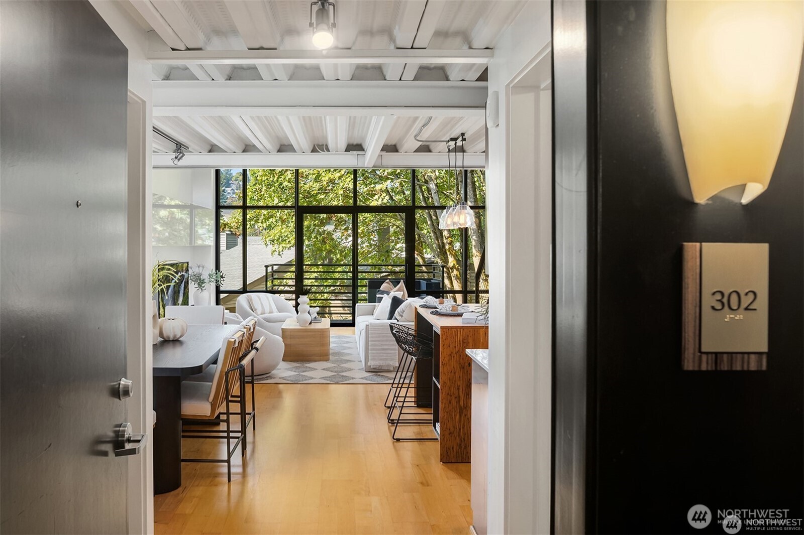 2914 E Madison Street #302, Seattle, WA 98112