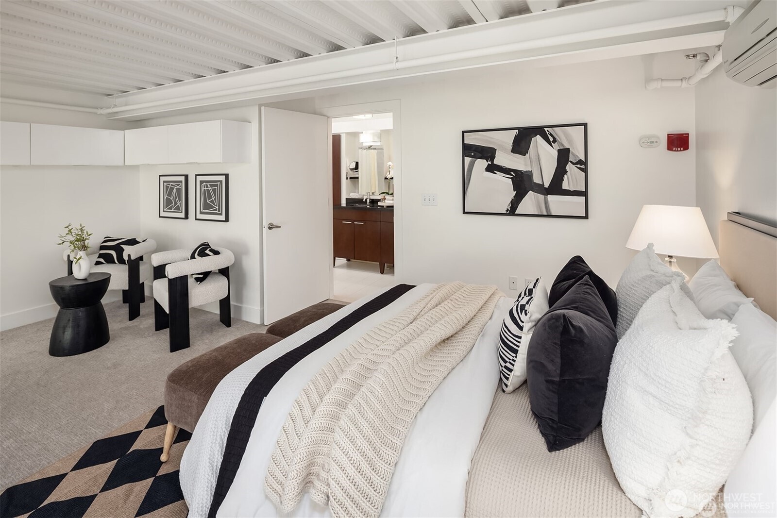 2914 E Madison Street #302, Seattle, WA 98112