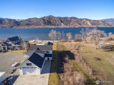 33 Hard Cider Drive , Oroville, WA 98844