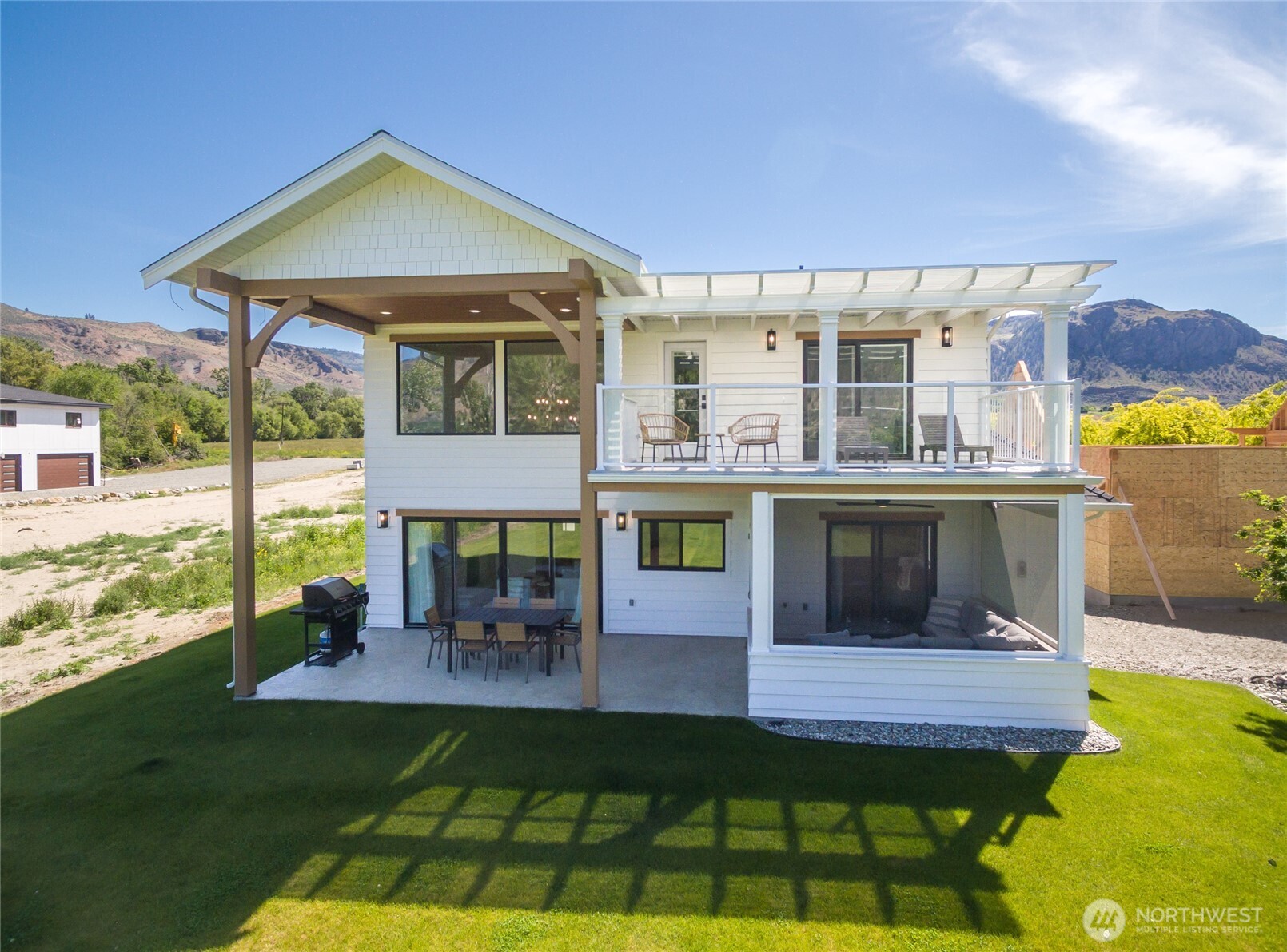 33 Hard Cider Drive , Oroville, WA 98844