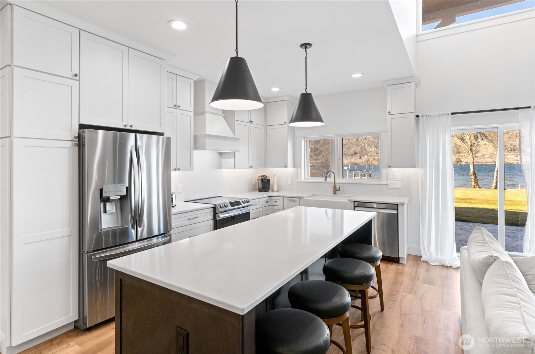 33 Hard Cider Drive , Oroville, WA 98844