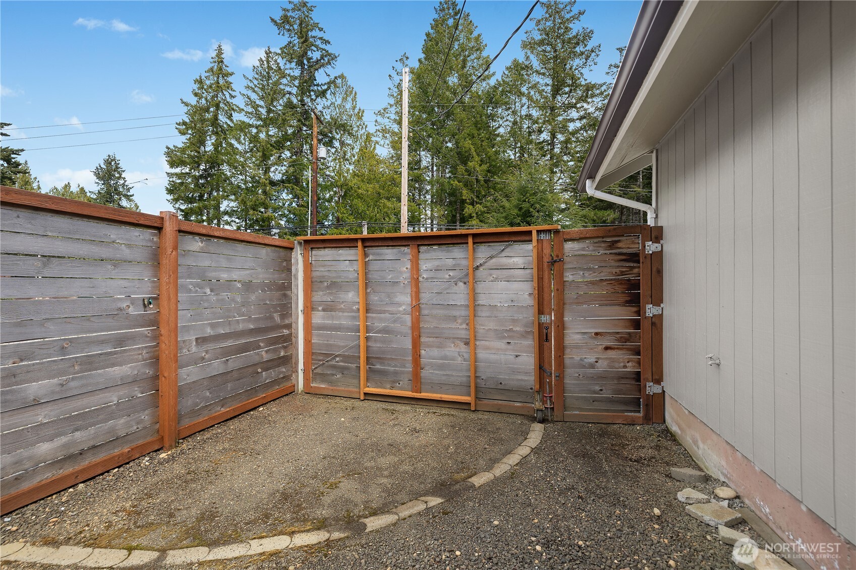 831 E Saint Andrews Drive , Shelton, WA 98584