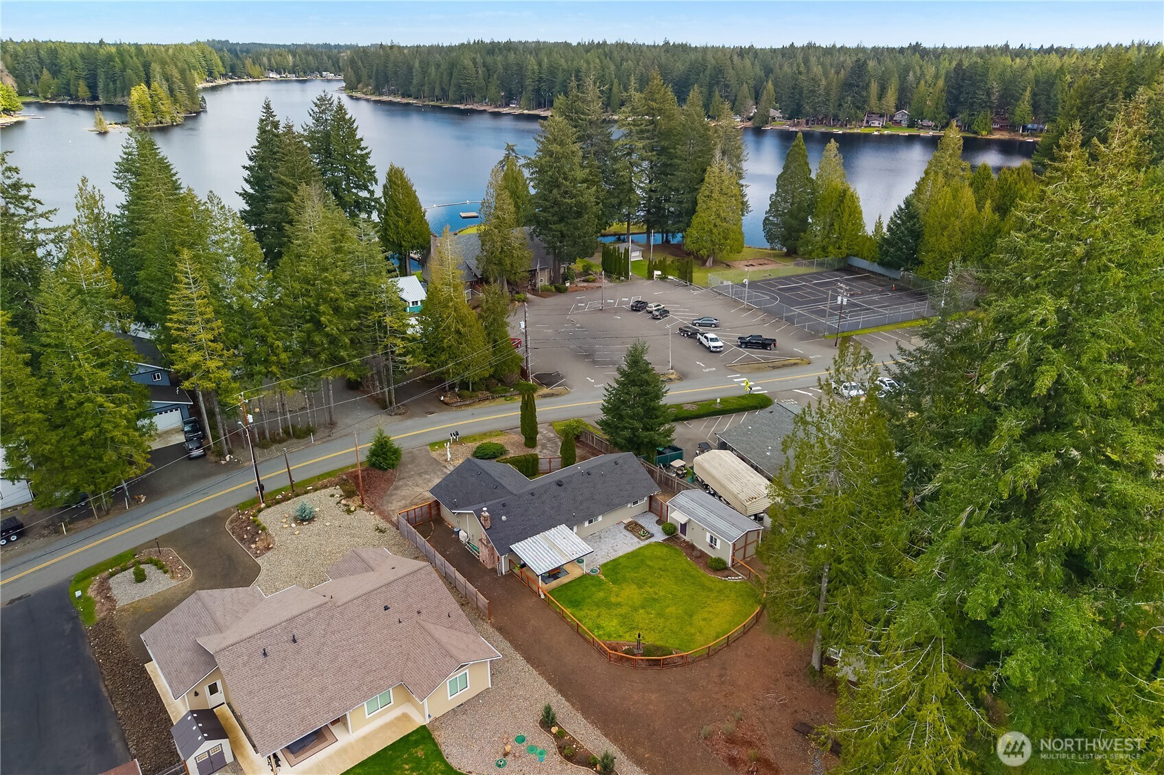 831 E Saint Andrews Drive , Shelton, WA 98584