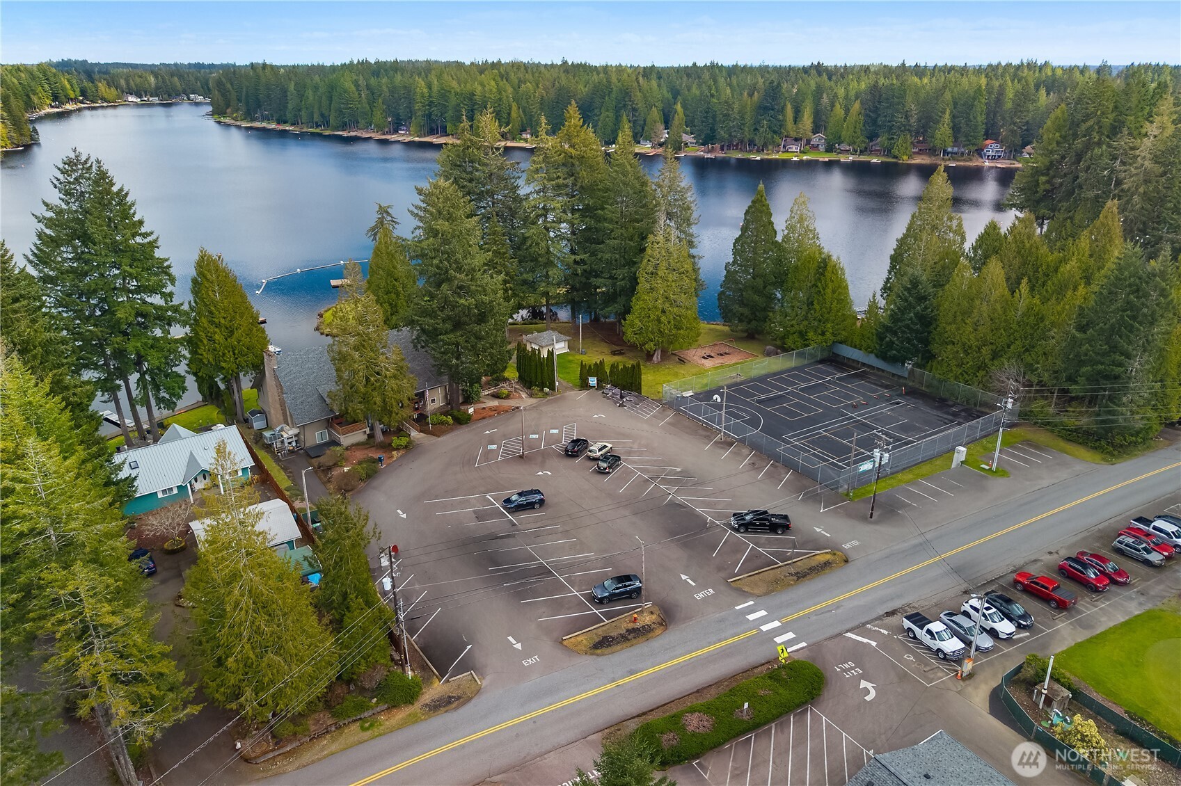 831 E Saint Andrews Drive , Shelton, WA 98584