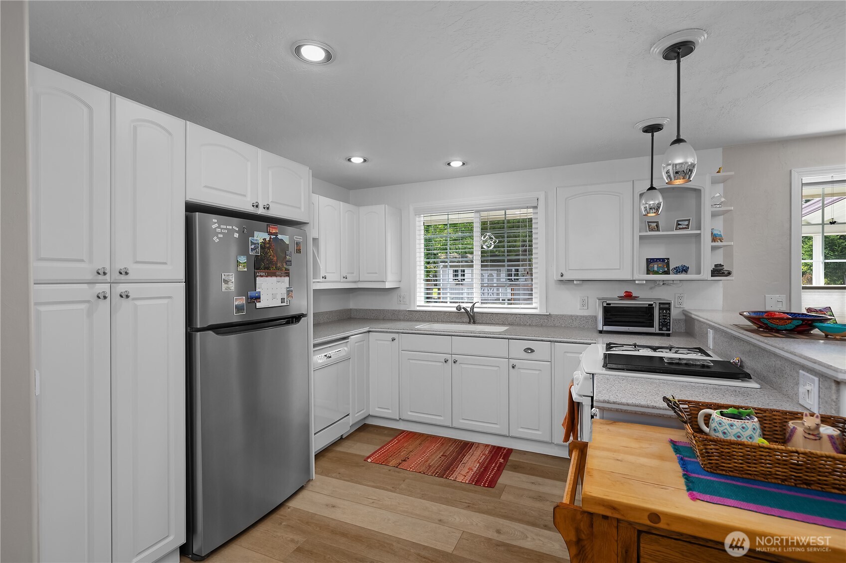 831 E Saint Andrews Drive , Shelton, WA 98584