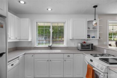 831 E Saint Andrews Drive , Shelton, WA 98584 - Photo 10