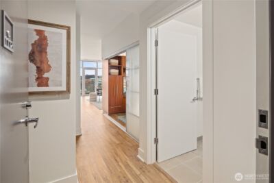 2911 2nd Avenue #1112, Seattle, WA 98121 - Photo 2