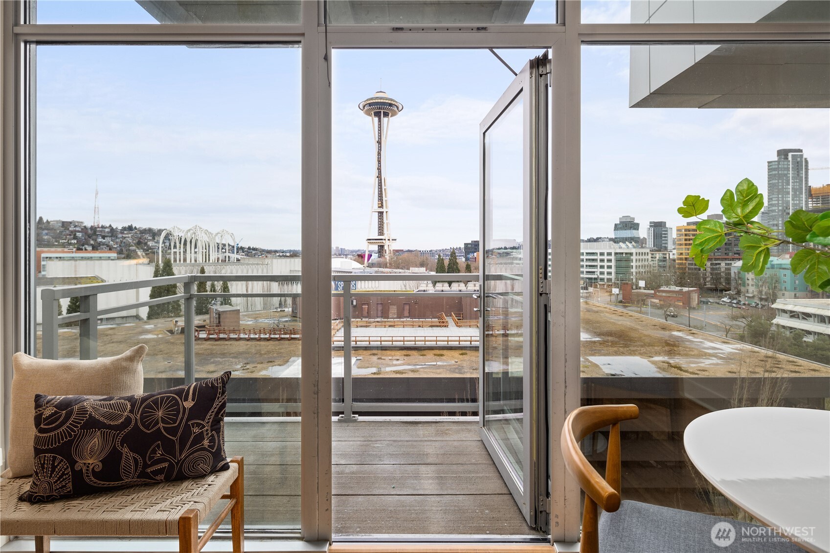 2911 2nd Avenue #1112, Seattle, WA 98121