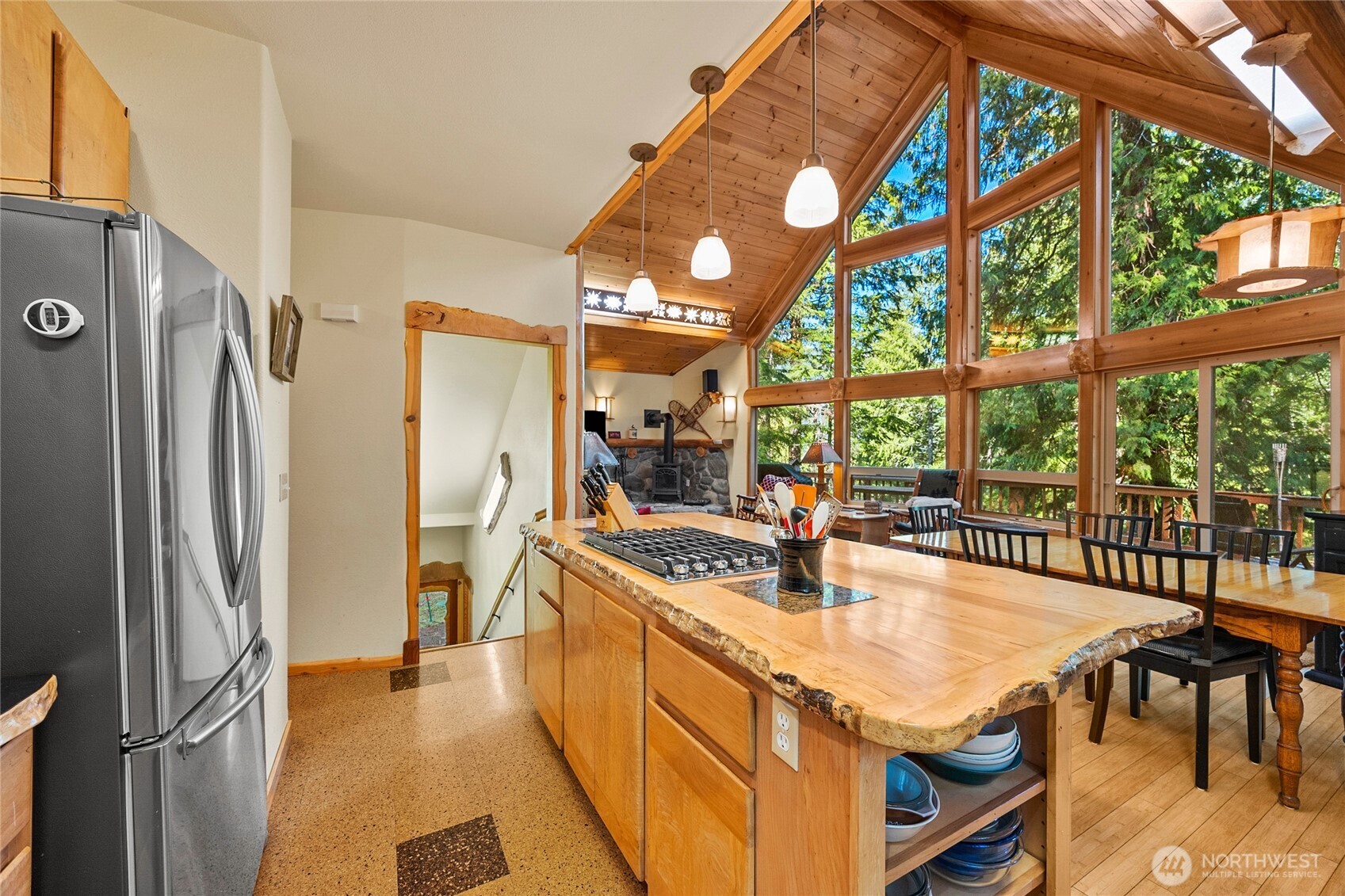 106 Timber Trail , Packwood, WA 98361