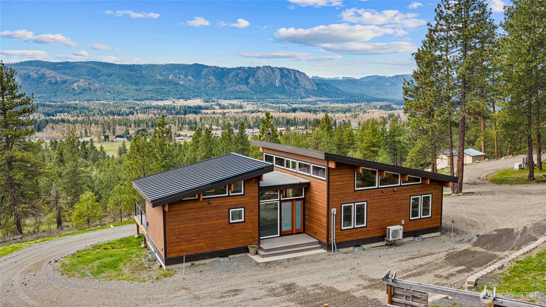 340 Powerline Road , Cle Elum, WA 98922