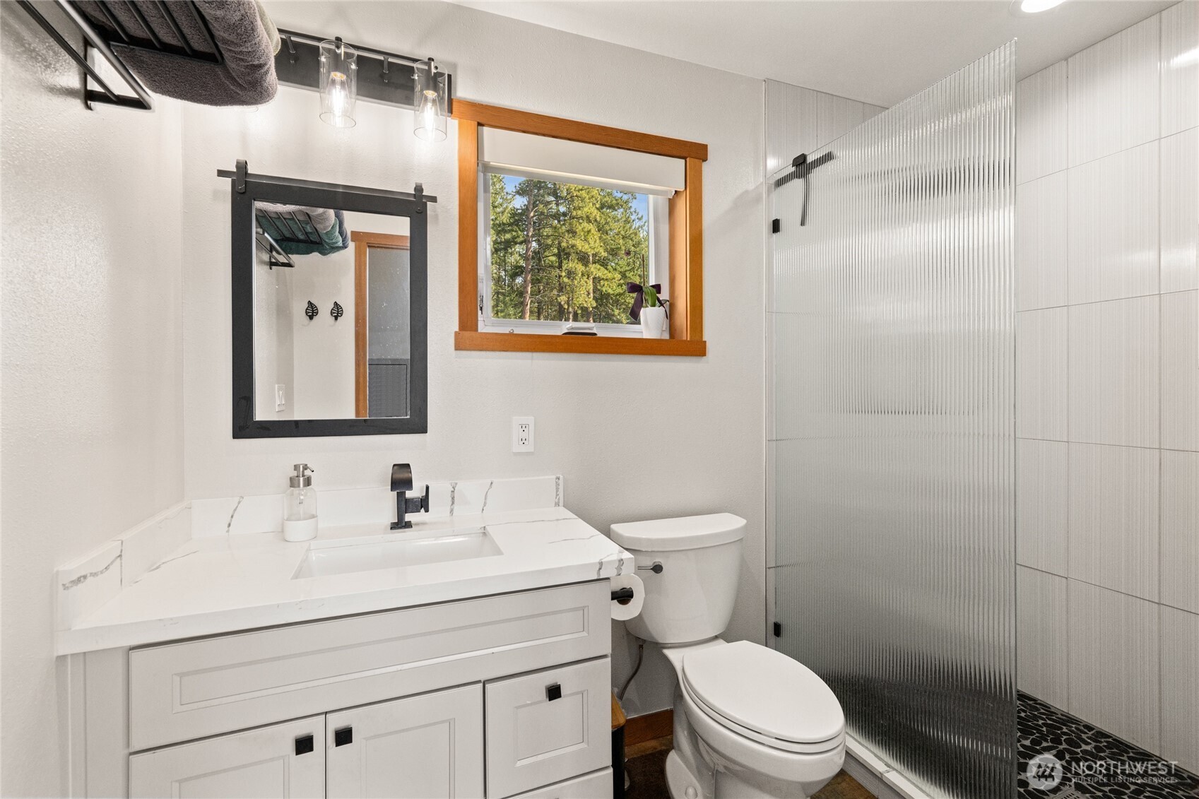 340 Powerline Road , Cle Elum, WA 98922