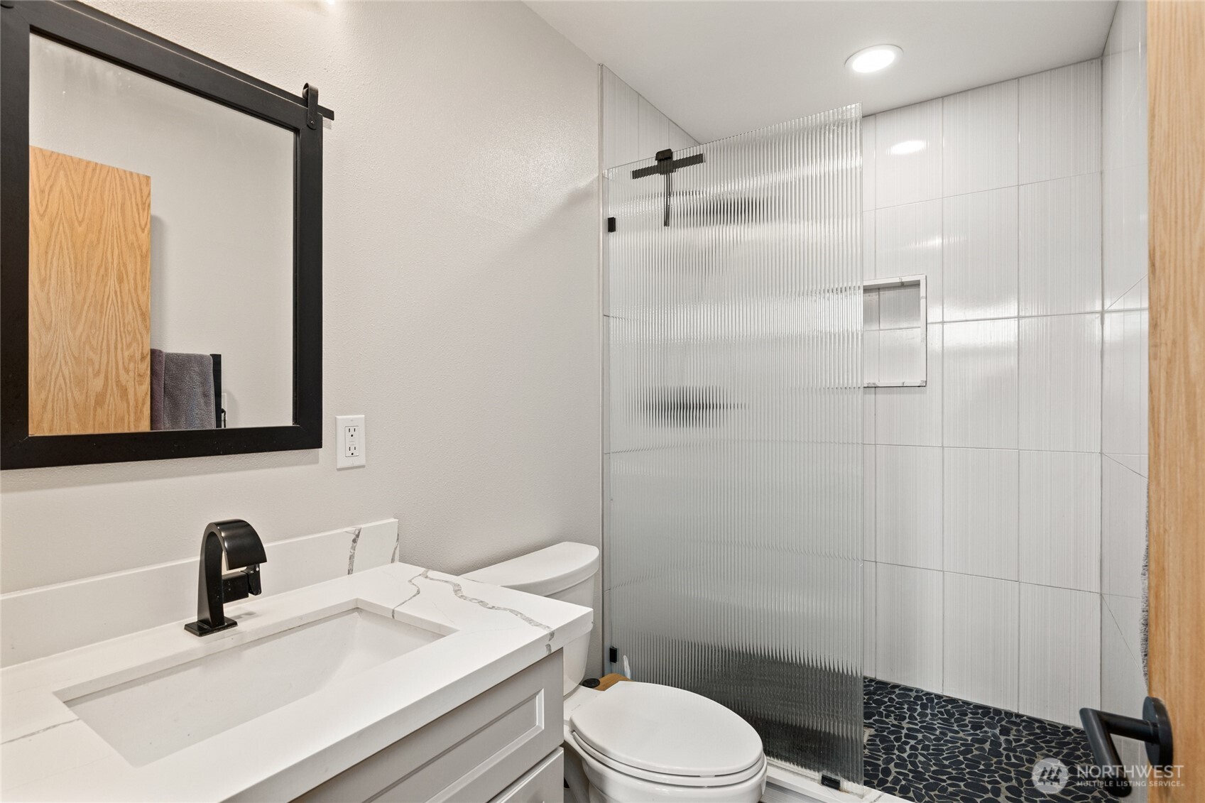 340 Powerline Road , Cle Elum, WA 98922