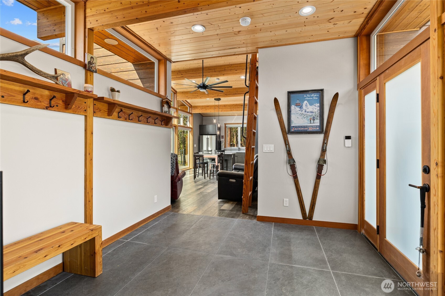 340 Powerline Road , Cle Elum, WA 98922