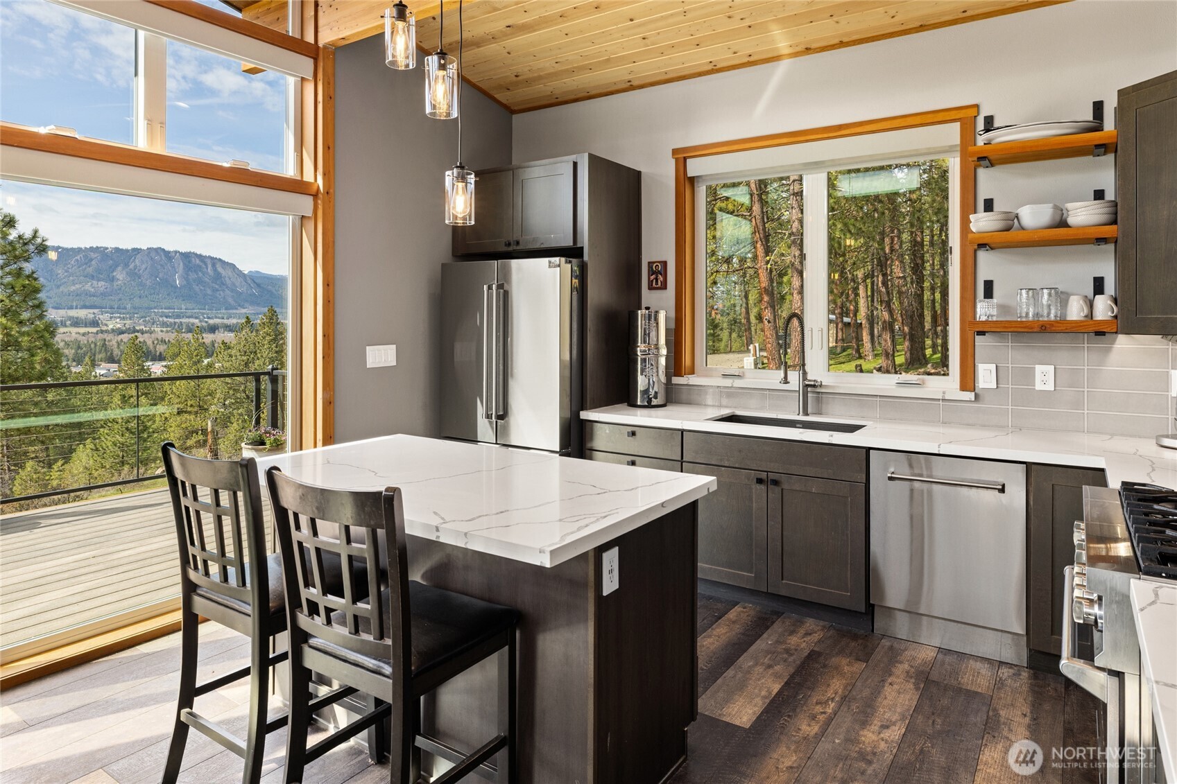 340 Powerline Road , Cle Elum, WA 98922