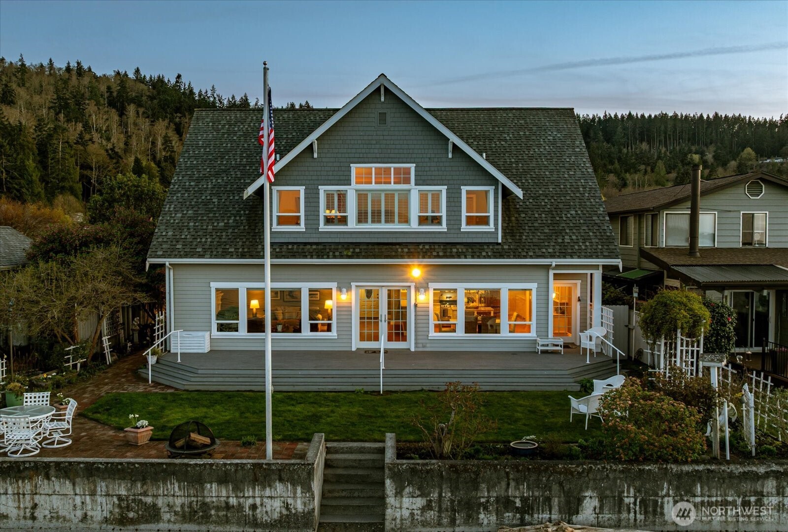 817 Shorecrest Drive , Oak Harbor, WA 98277