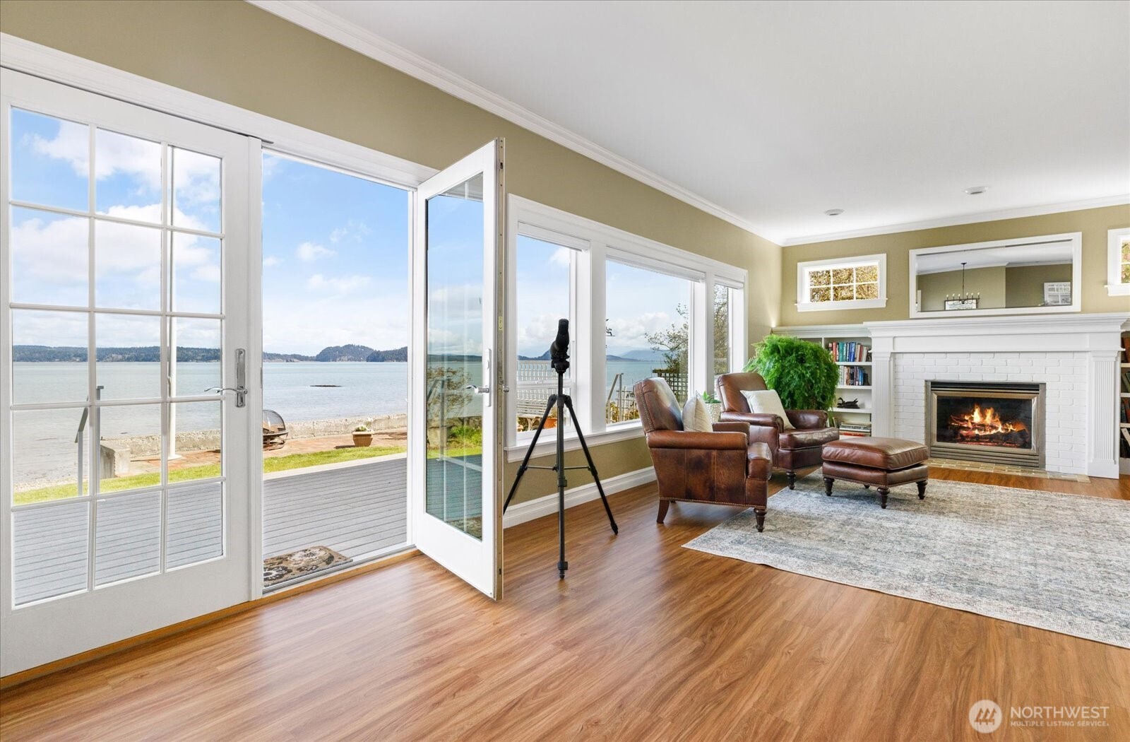 817 Shorecrest Drive , Oak Harbor, WA 98277
